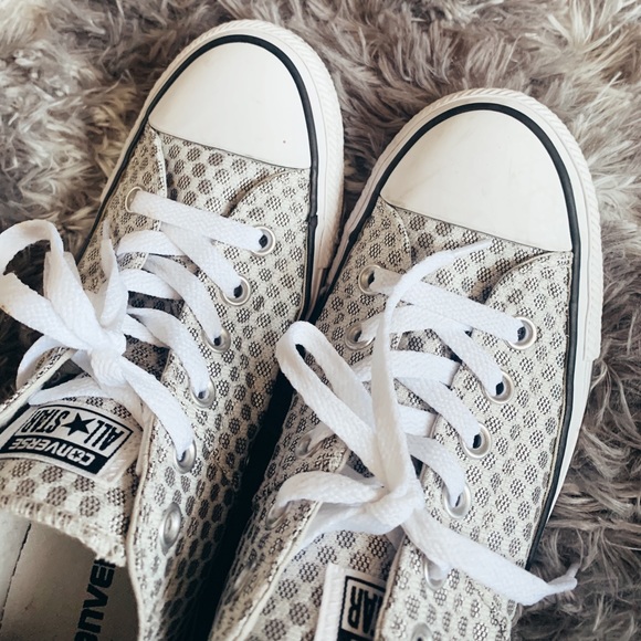 Converse Shoes - ✨ Low top Converse All Star White & Gray
